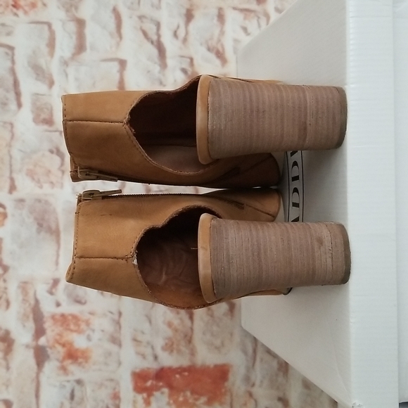 New Steve Madden Tulusa Peep Toe Booties - Picture 5 of 10